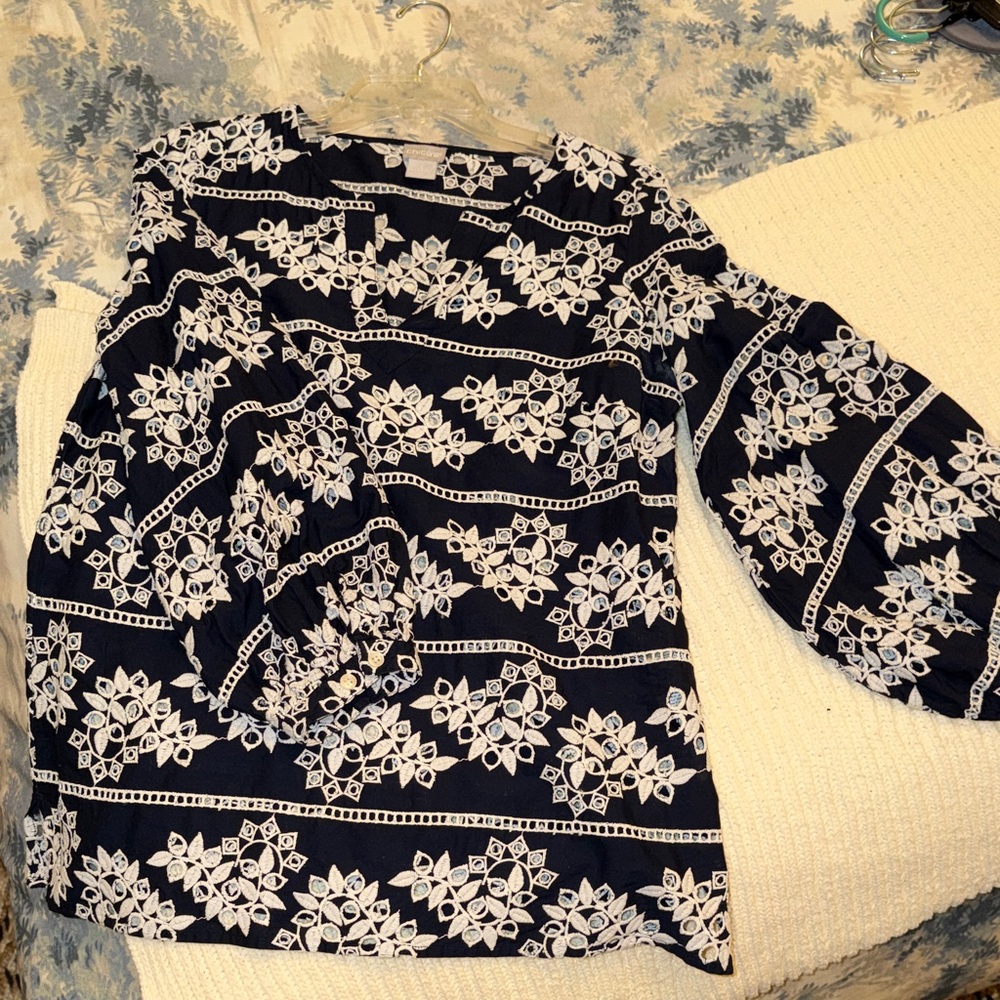 Chico's Navy and White Patterned Blouse